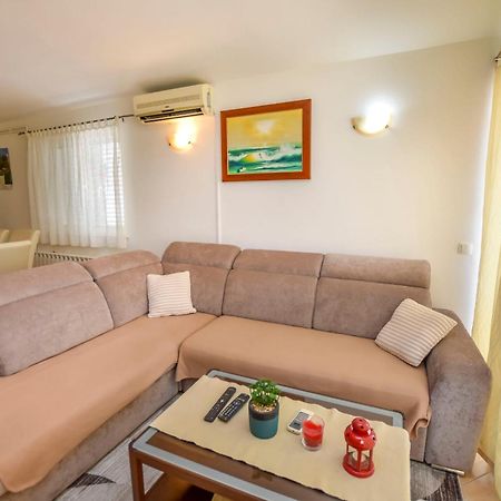 Apartments Jasna Primošten Εξωτερικό φωτογραφία